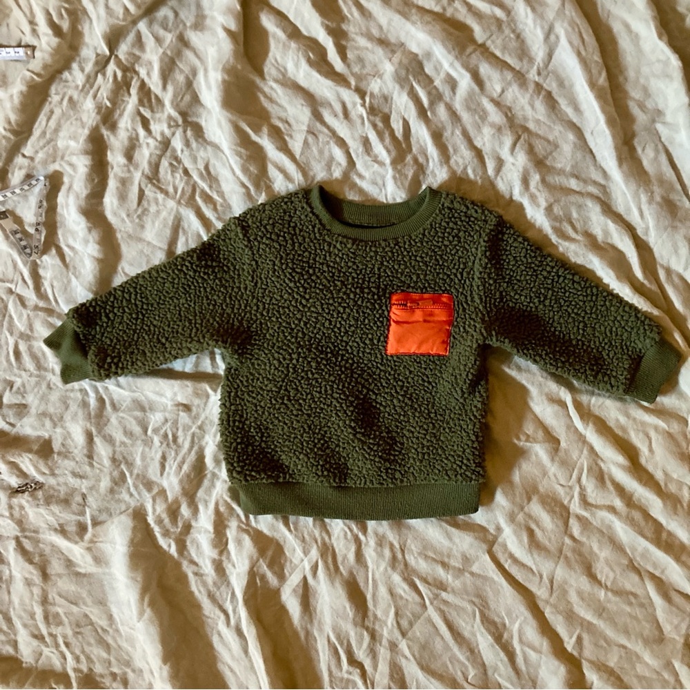 Olive green and orange Old Navy cozy pullover 18-24m